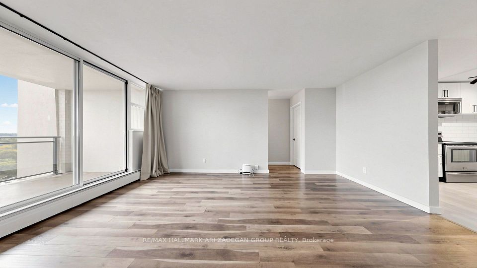 975 Warwick Court 1406, Burlington, ON L7T 3Z7 3