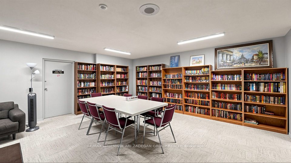 975 Warwick Court 1406, Burlington, ON L7T 3Z7 17