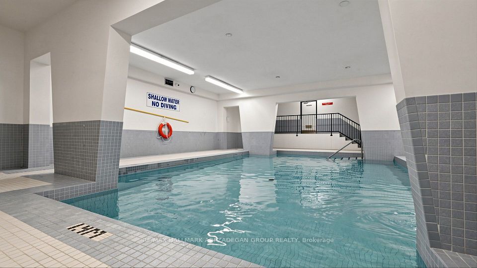 975 Warwick Court 1406, Burlington, ON L7T 3Z7 16
