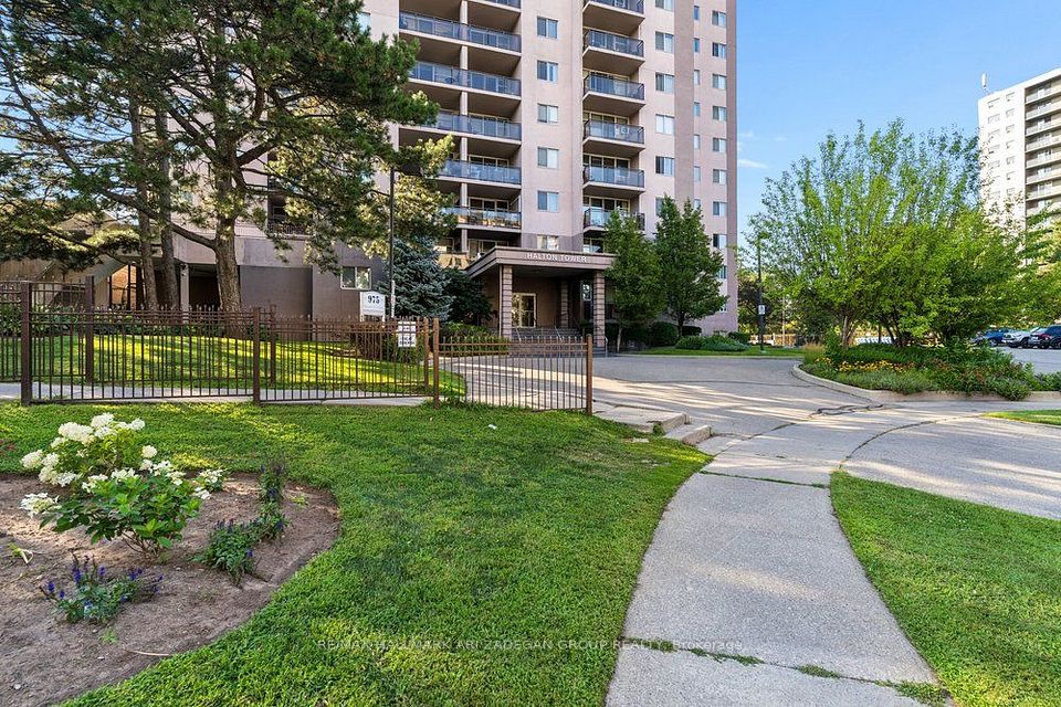 975 Warwick Court 1406, Burlington, ON L7T 3Z7 20