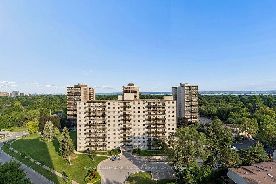 975 Warwick Court 1406, Burlington, ON L7T 3Z7 13