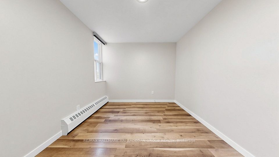 975 Warwick Court 1406, Burlington, ON L7T 3Z7 9