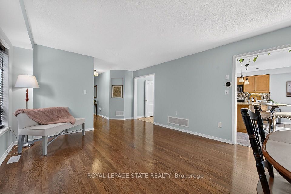 5440 KINDOS Street, Burlington, ON L7L 7M9 11