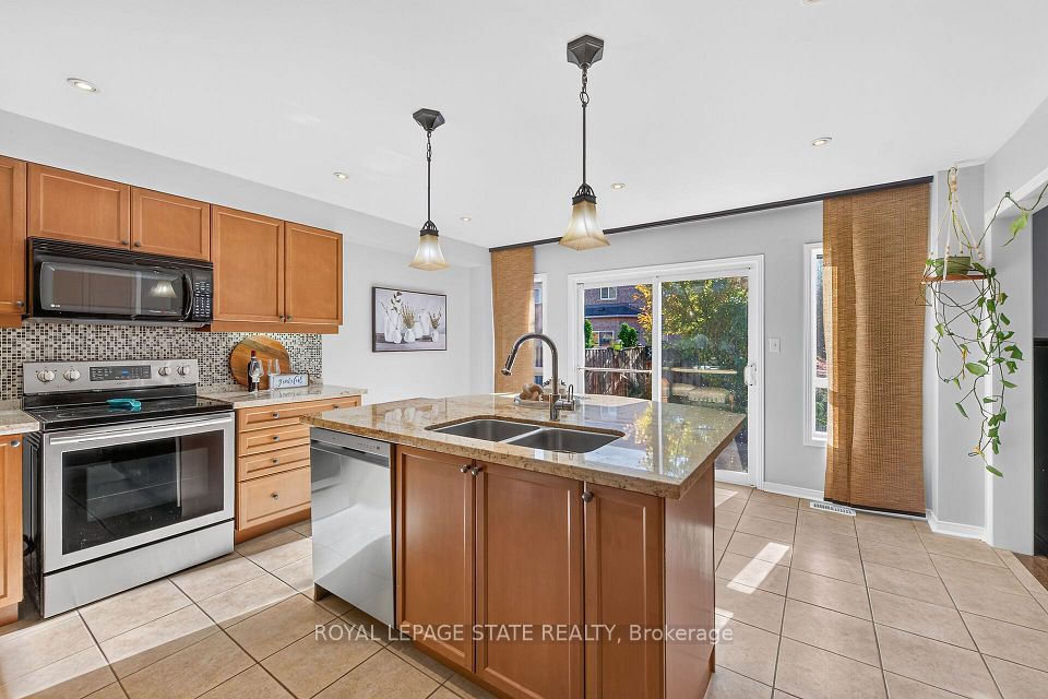 5440 KINDOS Street, Burlington, ON L7L 7M9 18
