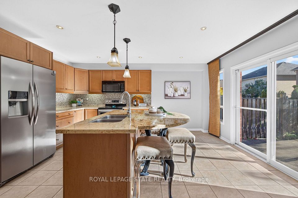 5440 KINDOS Street, Burlington, ON L7L 7M9 21
