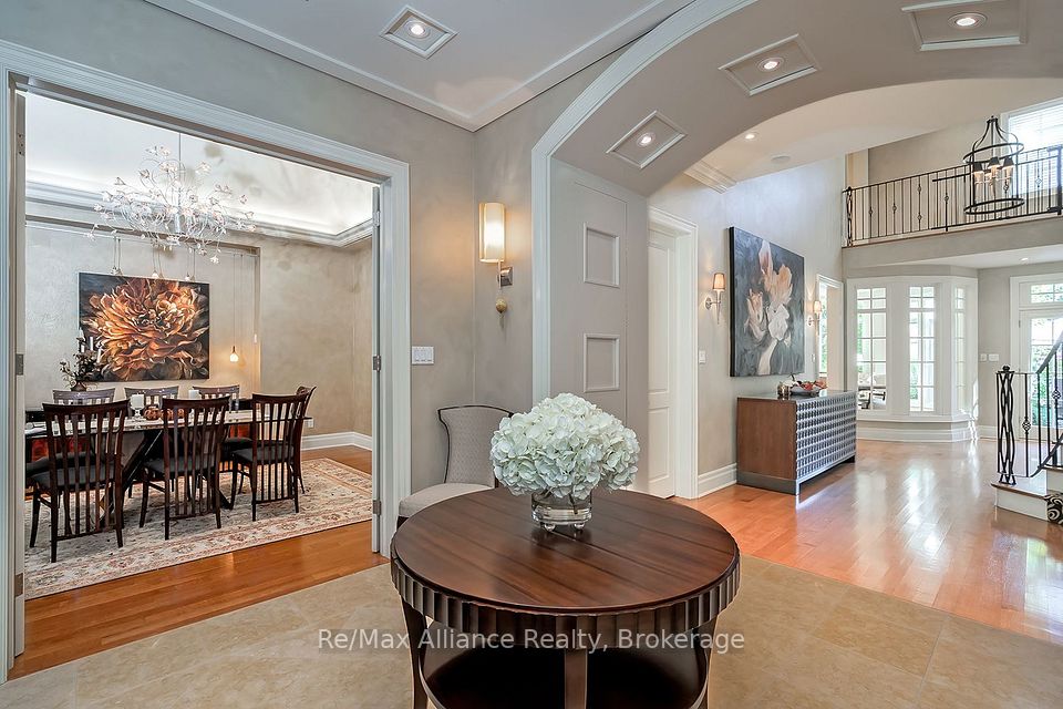 1426 Lakeshore Road E, Oakville, ON L6J 1M1 6