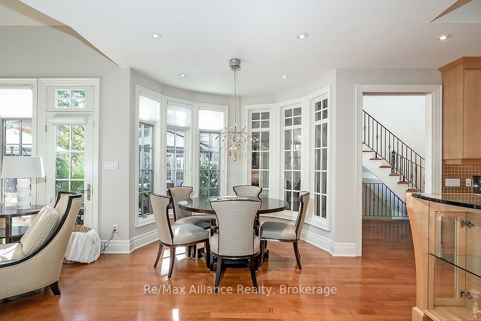 1426 Lakeshore Road E, Oakville, ON L6J 1M1 14