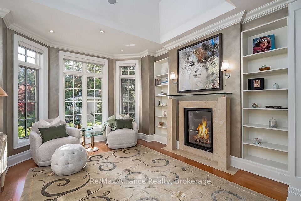 1426 Lakeshore Road E, Oakville, ON L6J 1M1 21