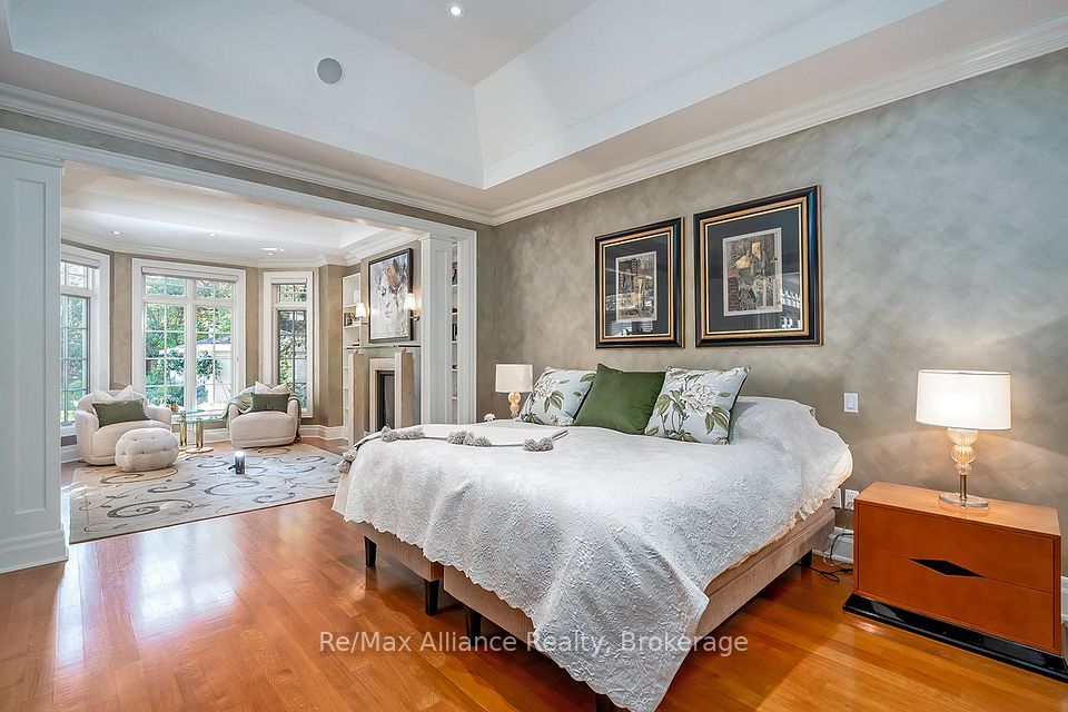 1426 Lakeshore Road E, Oakville, ON L6J 1M1 23
