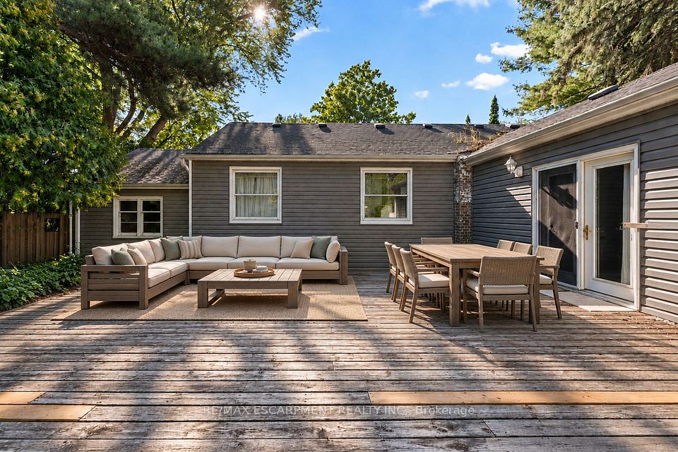 505 Patricia Drive, Oakville, ON L6K 1L9 22