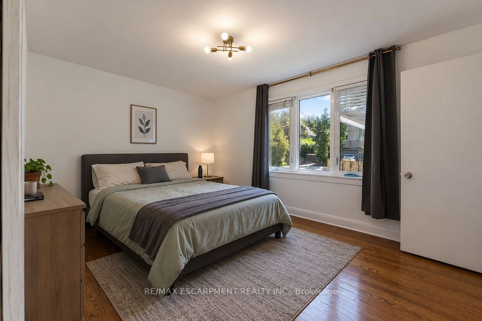 505 Patricia Drive, Oakville, ON L6K 1L9 15