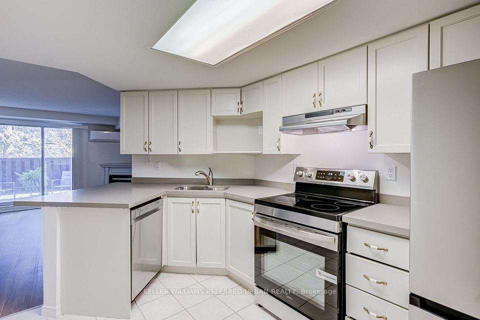 3499 Upper Middle Road 108, Burlington, ON L6M 4M7 3