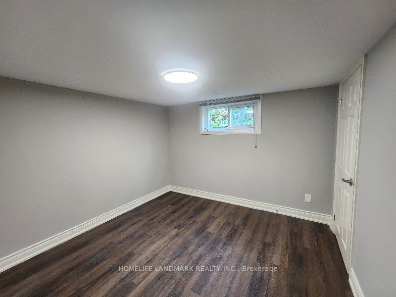 2042 Constance Drive, Oakville, ON L6J 2V5 4