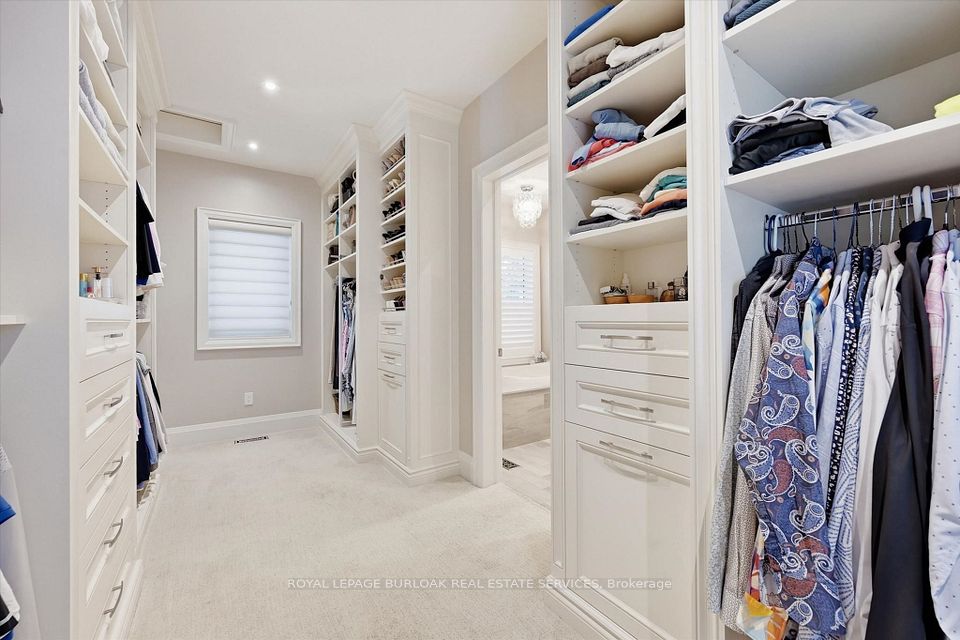 534 Ann Avenue, Burlington, ON L7T 2S6 21