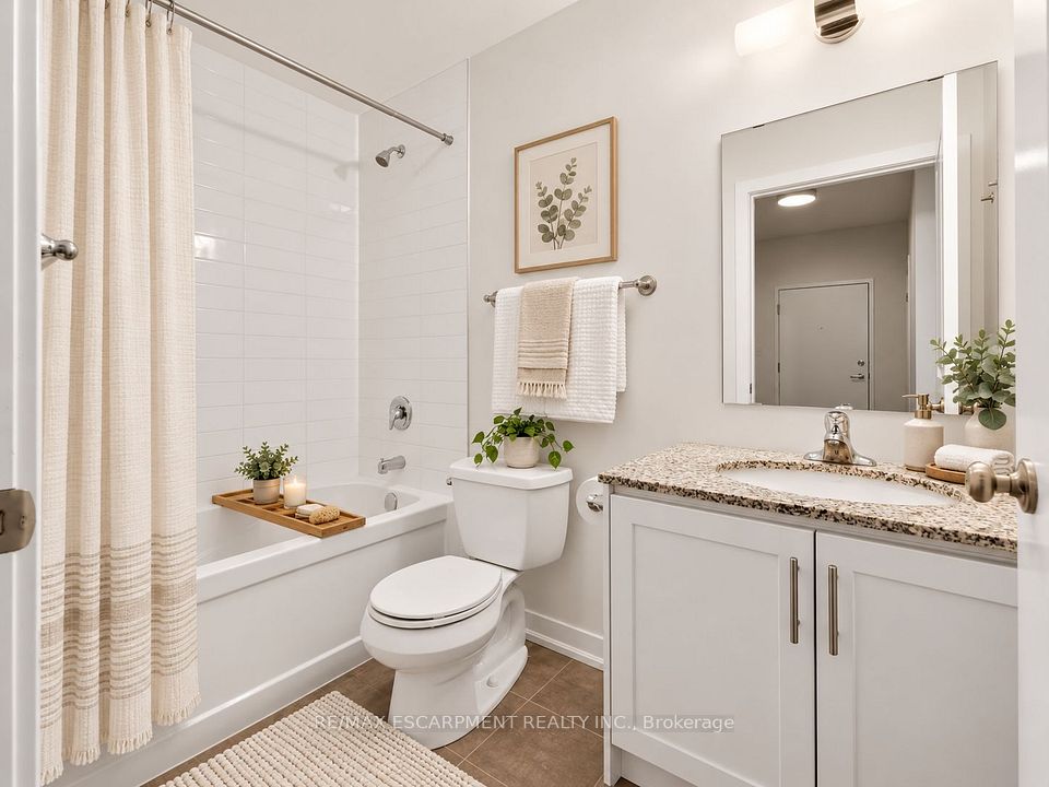 4040 Upper Middle Road 318, Burlington, ON L7M 0H2 10