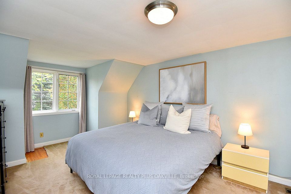 274 Belvenia Road, Burlington, ON L7L 2G4 22