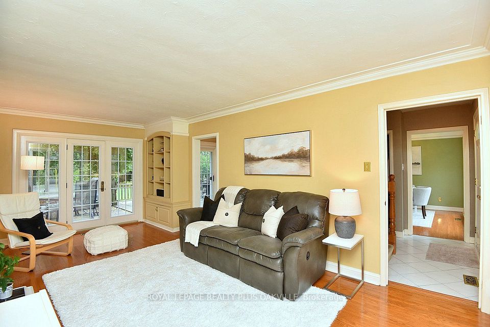 274 Belvenia Road, Burlington, ON L7L 2G4 10