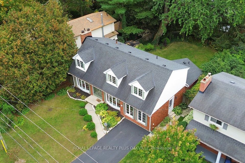 274 Belvenia Road, Burlington, ON L7L 2G4 6