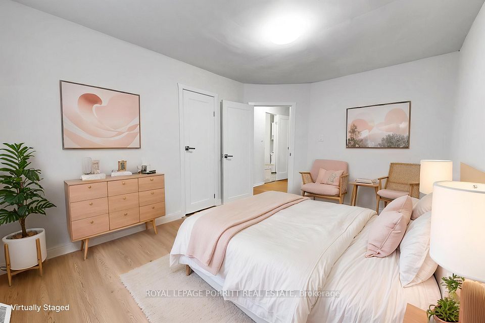 3399A Lake Shore Boulevard W, Toronto, ON M8W 1N2 2