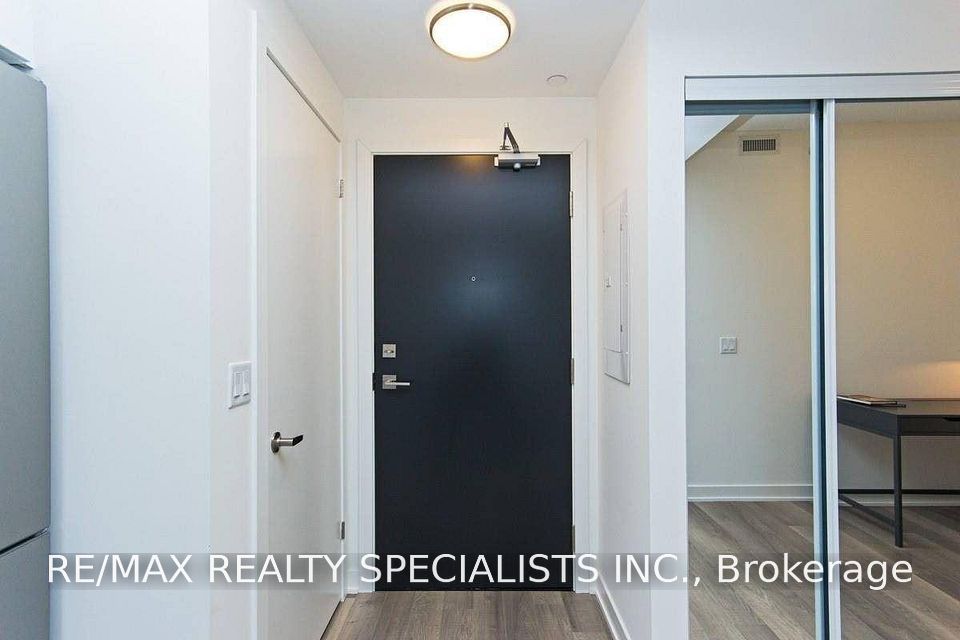 5230 Dundas Street A628, Burlington, ON L7L 0J5 2