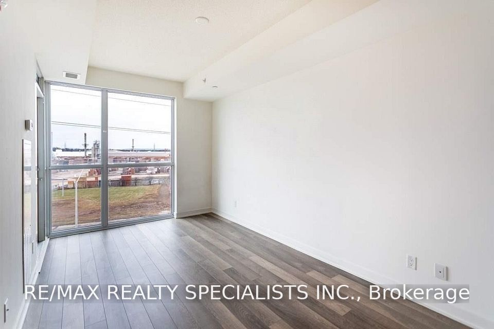 5230 Dundas Street A628, Burlington, ON L7L 0J5 6