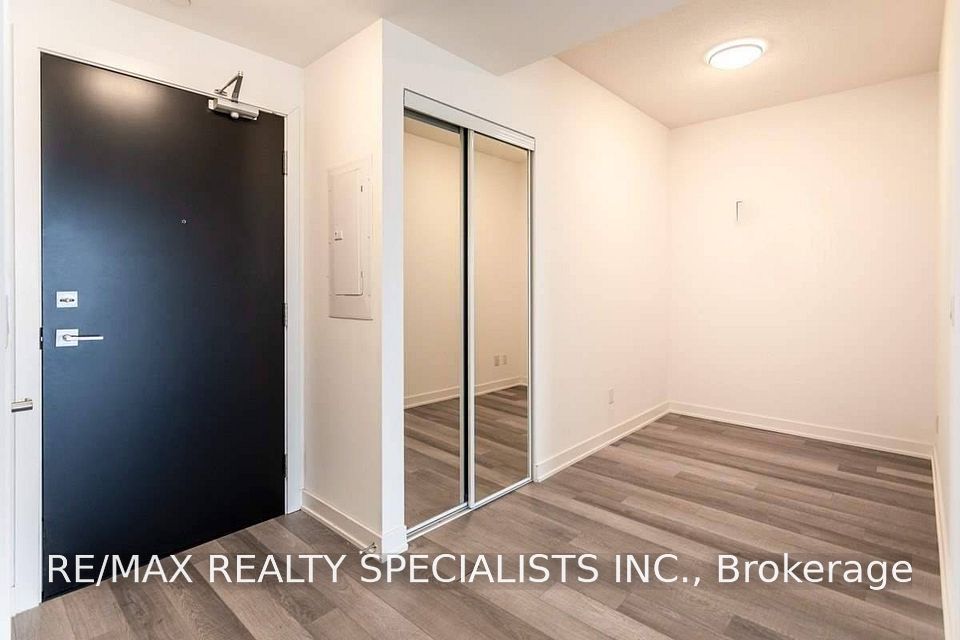 5230 Dundas Street A628, Burlington, ON L7L 0J5 3
