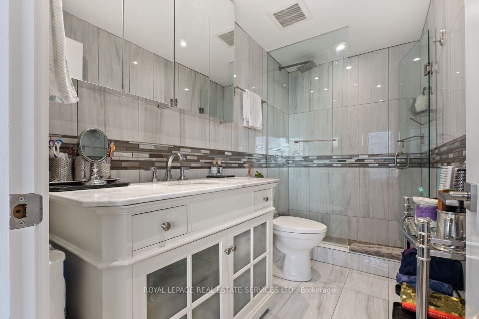 2267 Lake Shore Boulevard W 1304, Toronto, ON M8V 3X2 13