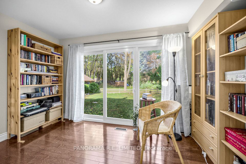 4 Donalbert Road, Toronto, ON M9B 2E7 19