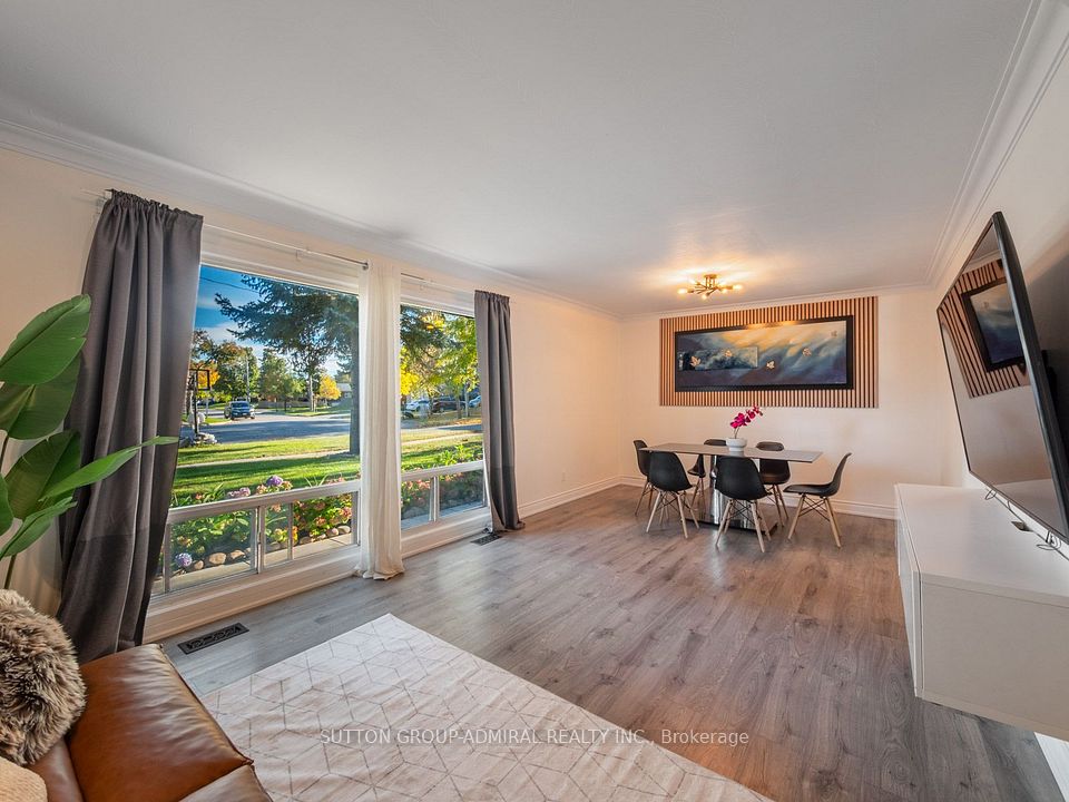 49 Kennebec Crescent, Toronto, ON M9W 2R8 11
