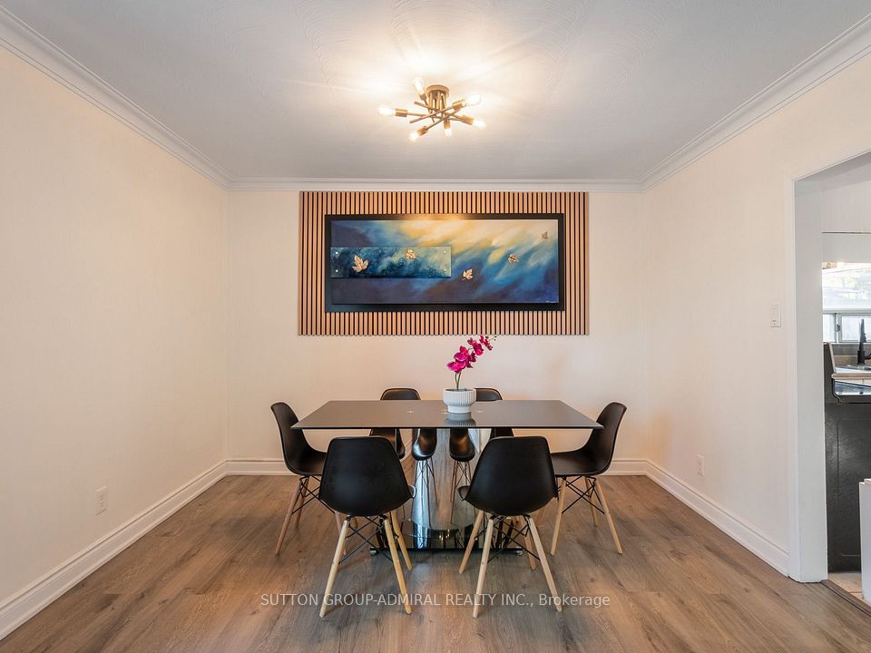 49 Kennebec Crescent, Toronto, ON M9W 2R8 12
