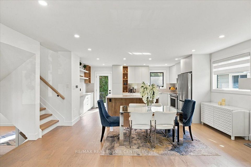 5294 Joel Avenue, Burlington, ON L7L 3Y7 11