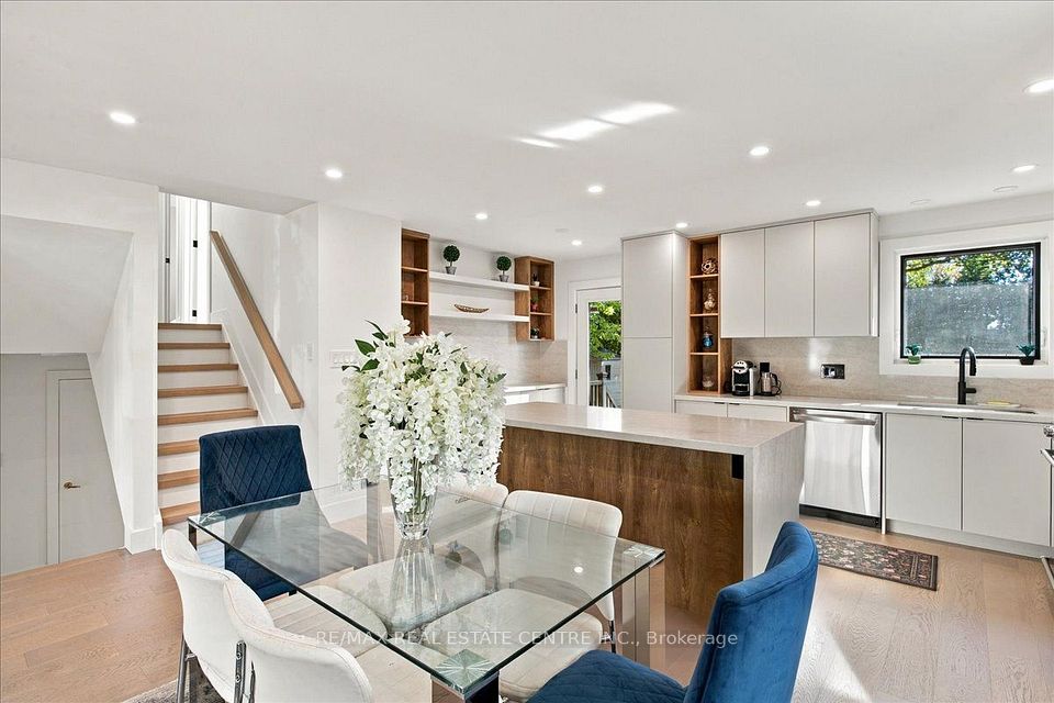 5294 Joel Avenue, Burlington, ON L7L 3Y7 10