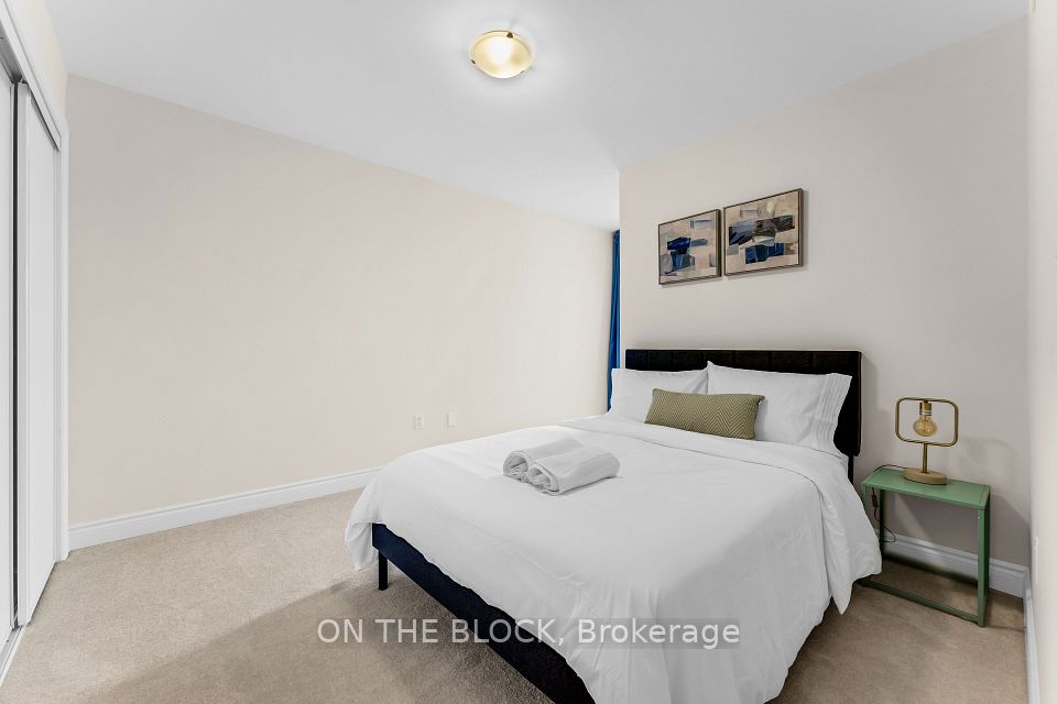 3347 Sixth Line, Oakville, ON L6H 0Y7 25