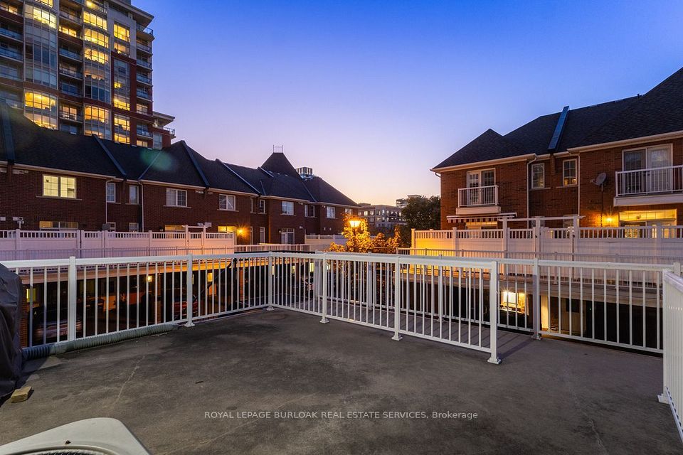 2090 Bates Common, Burlington, ON L7R 0A5 8
