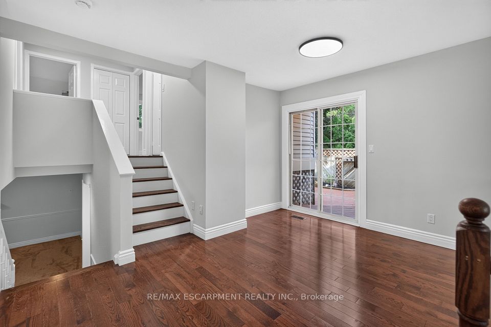 3401 Rockwood Drive, Burlington, ON L7N 3H6 6