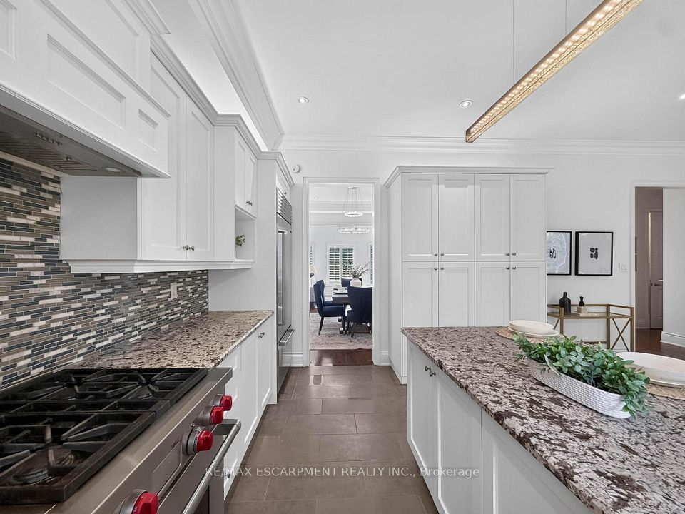 2121 Blackforest Crescent, Oakville, ON L6M 4T6 14