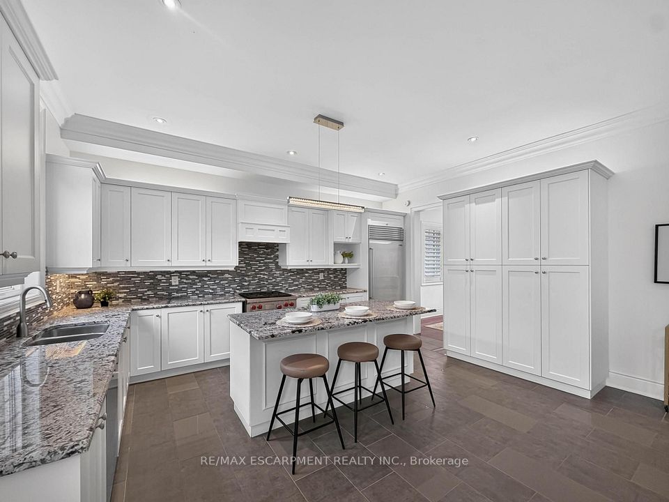 2121 Blackforest Crescent, Oakville, ON L6M 4T6 11