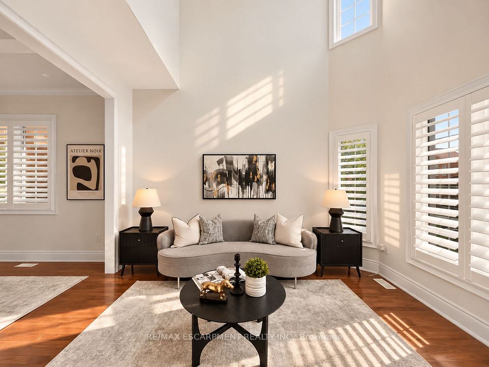2121 Blackforest Crescent, Oakville, ON L6M 4T6 6