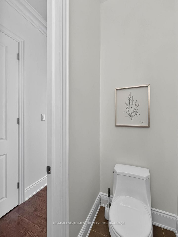 2121 Blackforest Crescent, Oakville, ON L6M 4T6 23