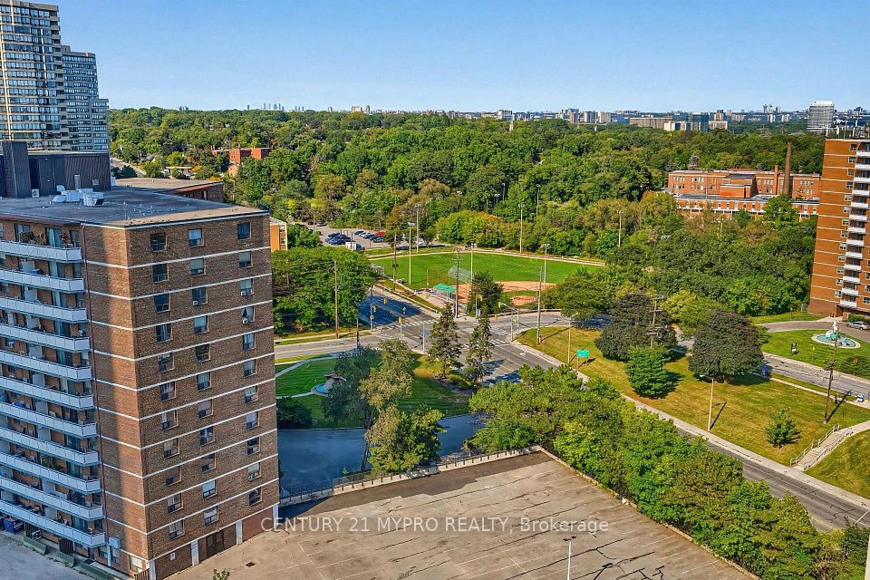 5 Mabelle Avenue 2234, Toronto, ON M9A 0C8 15