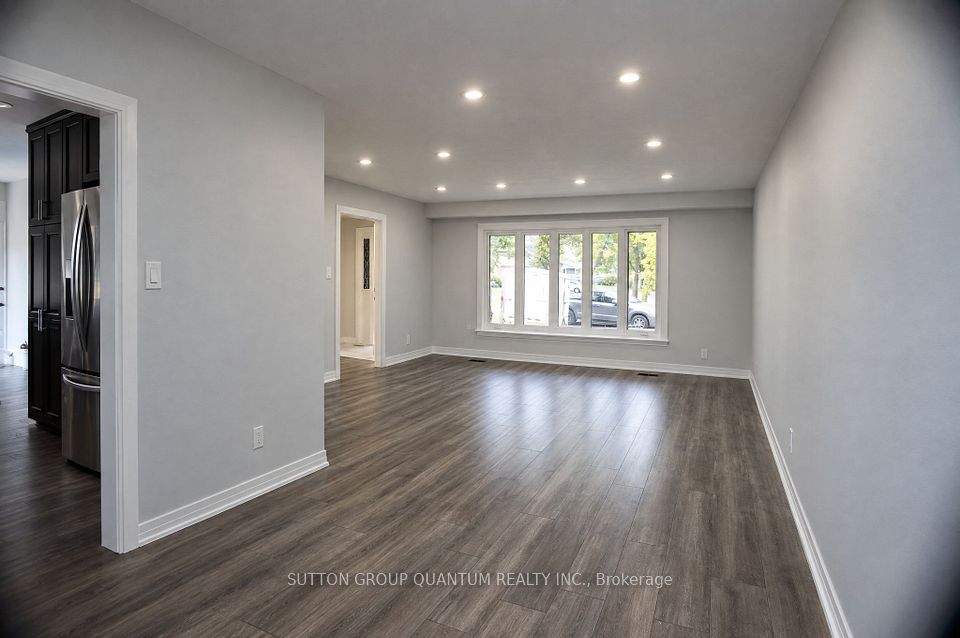 1237 Sycamore Drive, Burlington, ON L7M 1G8 8