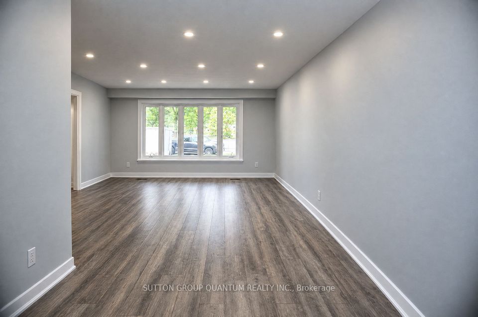 1237 Sycamore Drive, Burlington, ON L7M 1G8 15
