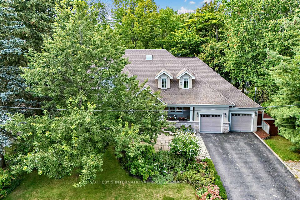 407 Cairncroft Road, Oakville, ON L6J 4M8 3