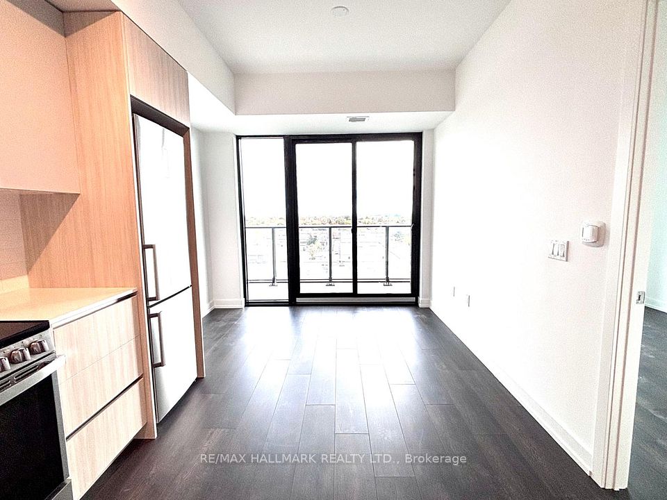 799 The Queensway 809, Toronto, ON M8Z 0H3 3