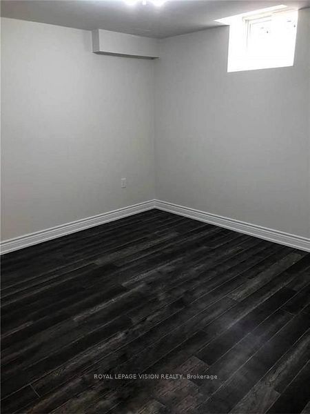110 Turquoise Crescent Lower, Brampton, ON L6P 2R3 6