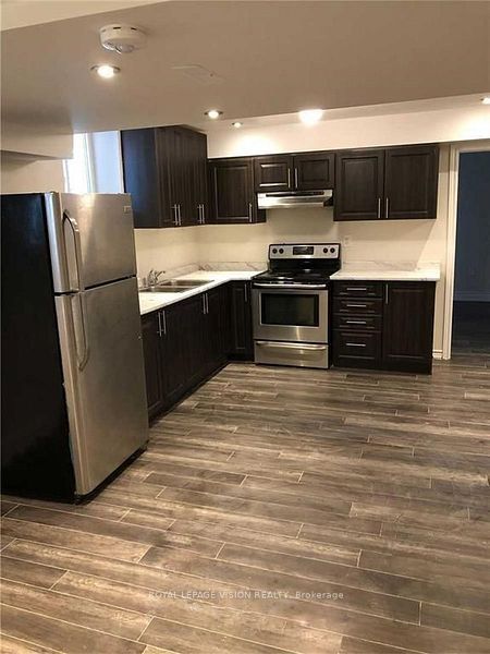 110 Turquoise Crescent Lower, Brampton, ON L6P 2R3 3
