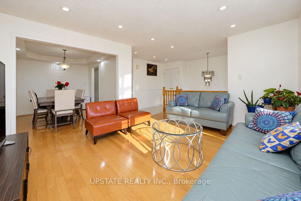 28 Braemore Road, Brampton, ON L6X 1E5 5