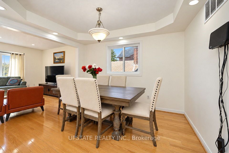 28 Braemore Road, Brampton, ON L6X 1E5 8