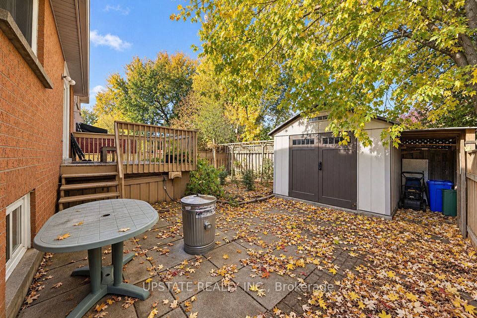 28 Braemore Road, Brampton, ON L6X 1E5 18