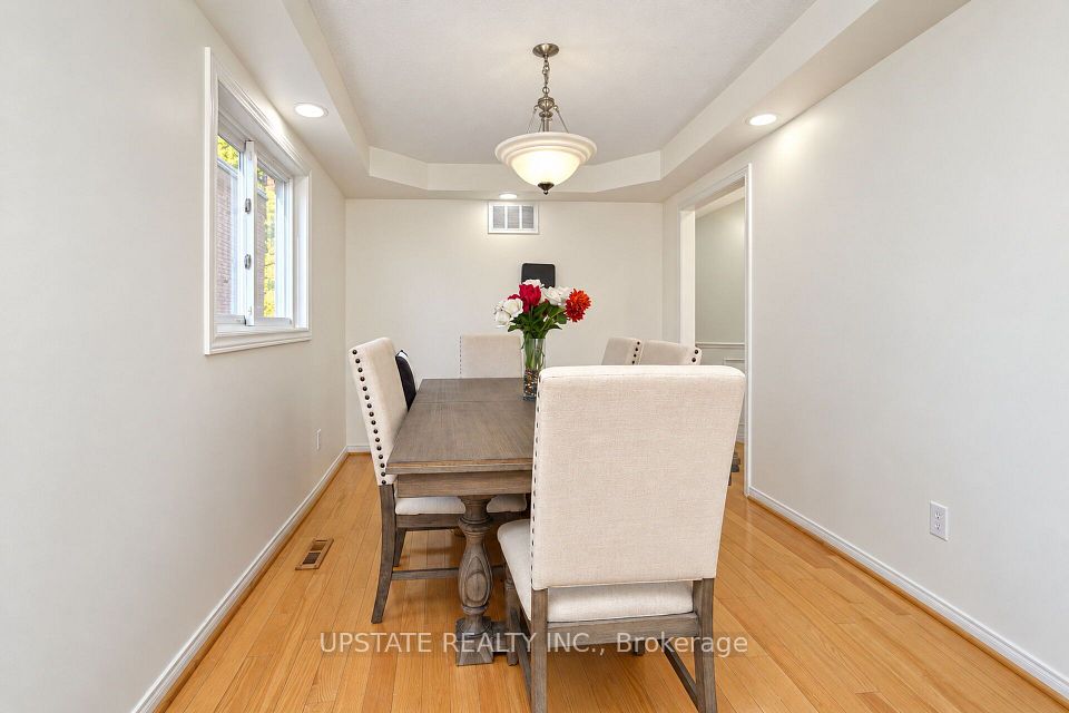 28 Braemore Road, Brampton, ON L6X 1E5 7